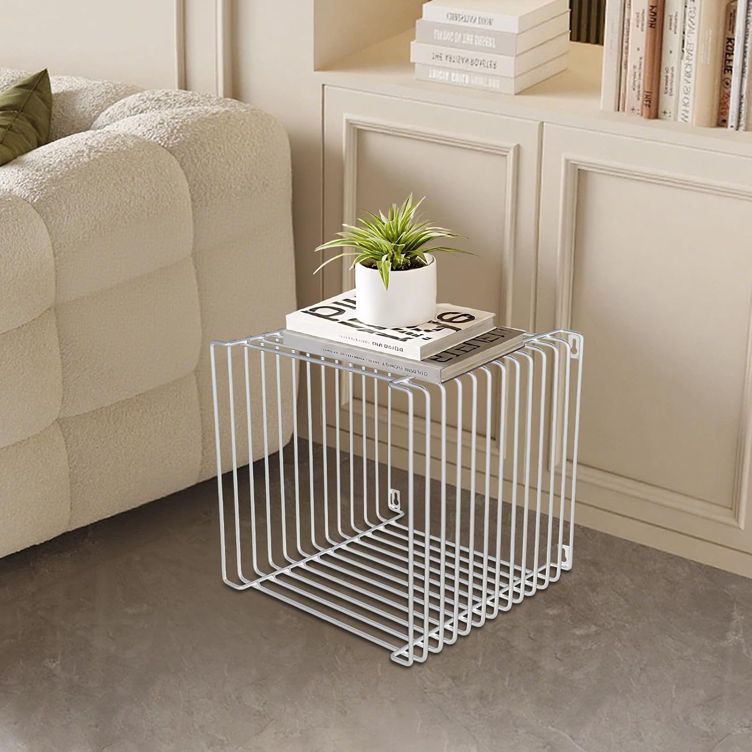 Square Geometry Retro Side Table, Linear Metal End Table, Iron Multi-Purpose Desktop Shelf, Wire Cube Storage Rack, Book Stackable, Accent Table, Nightstand for Bedroom (Silver)