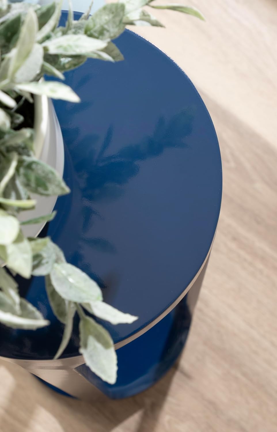 Kate and Laurel Dahl Modern Wooden Round Drink Table, 8 x 8 x 23, Navy Blue, Transitional Circle Accent Pedestal Table for Living Room Plant Stand Indoors or Mini Bedroom Nightstand