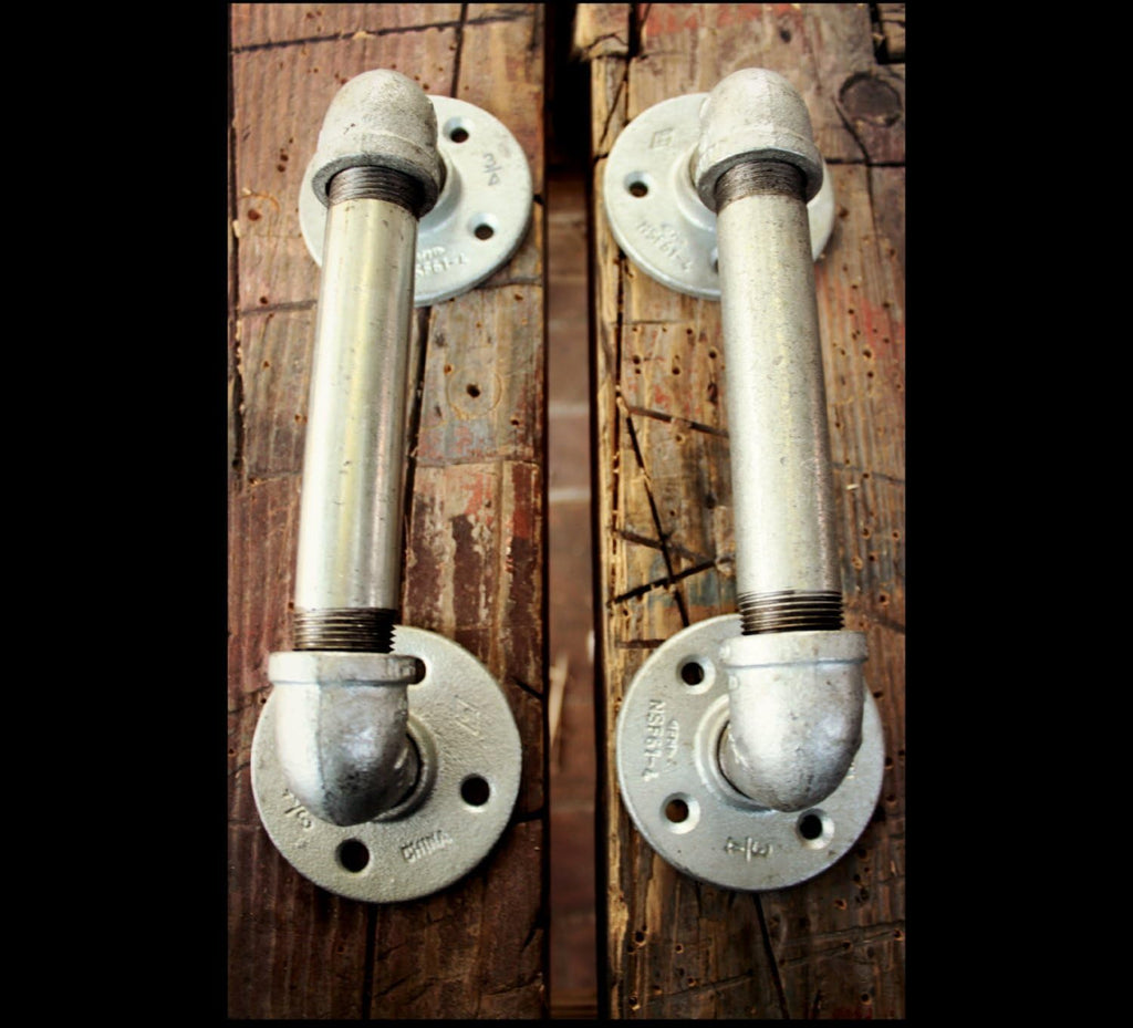 2 Galvanized Pipe Door pulls - Industrial Door Handles, Industrial Pipe door handle, Steampunk pipe drawer pull, Bar restaurant door pulls, cupboard door knobs