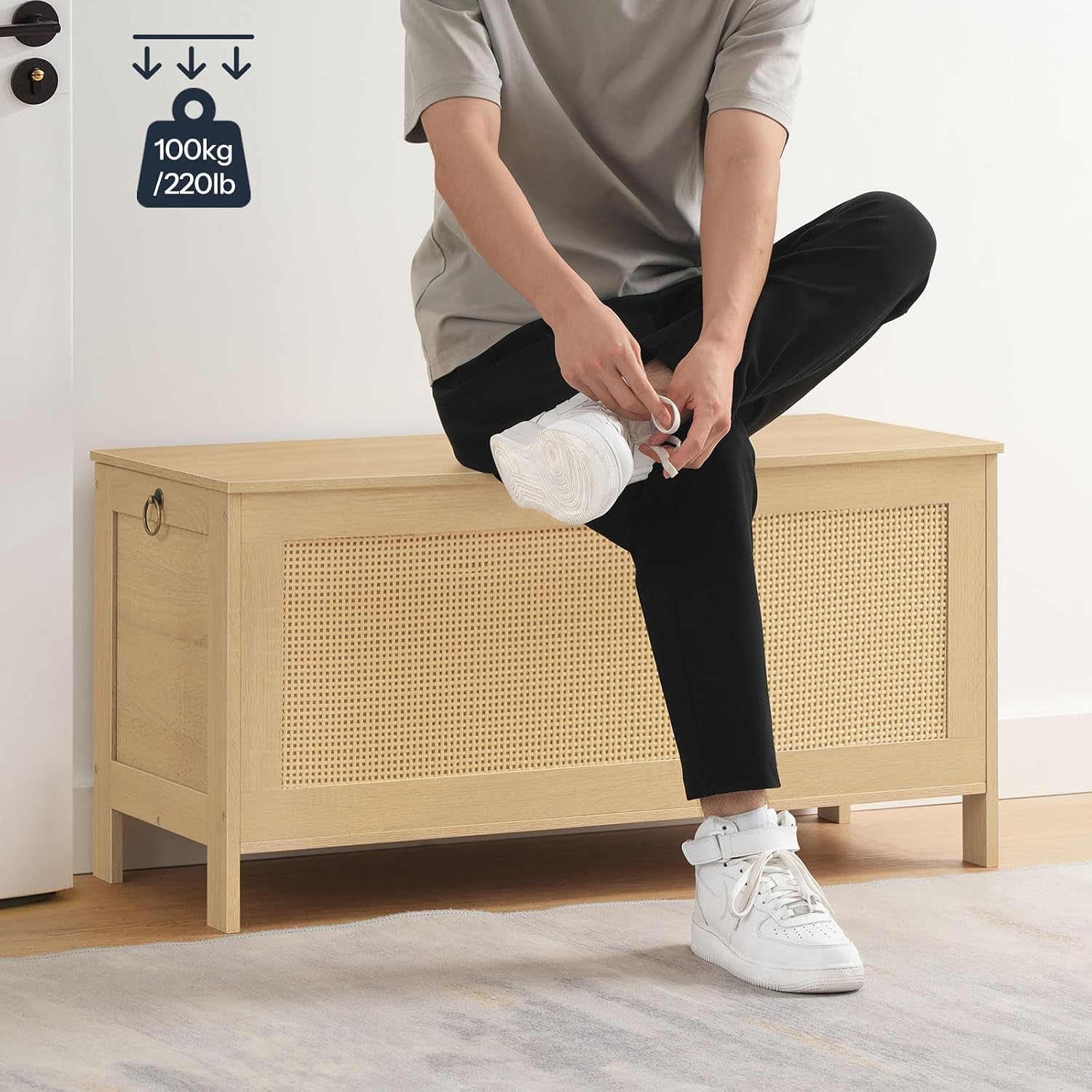 HOOBRO 39.4'' Storage Bench, Large Toy Box, Storage Chest with Faux Rattan Decoration, Toy Storage Organizer, Safety Hinge and Sturdy Support, for Living Room, Bedroom, Natural NL101CW01
