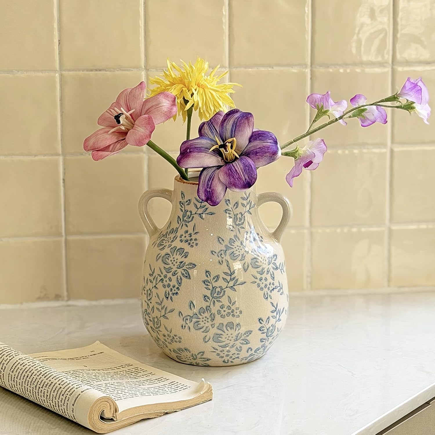 Ceramic Vase Vintage Flower Vase, Blue and White Chinoiserie Floral Decorative Vase, Rustic Retro Large Farmhouse Crackle Finish Vases with Handle for Flowers Home Decor Living Room, SoftBlue-02, 8.1”