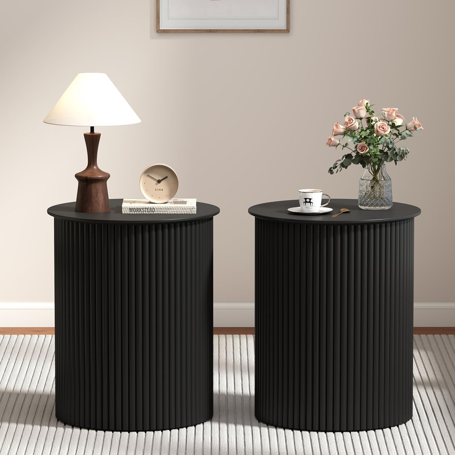 Round Fluted Side Table Set of 2, 17.7" Mid-Century Modern End Tables, Wooden Bedside Table Round Nightstand Small Circle Sofa Accent Table for Living Room, Bedroom Home(Black)