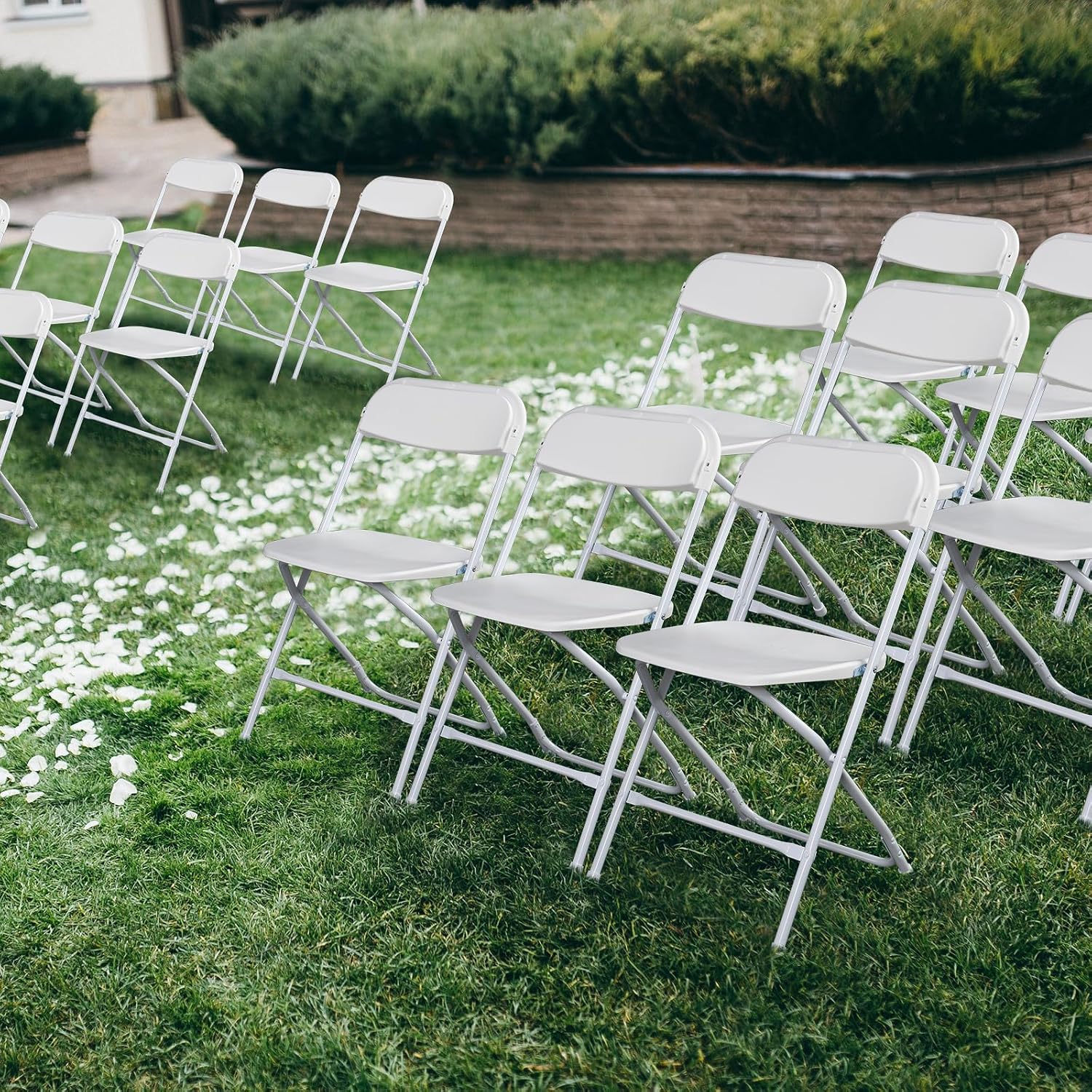 20pcs Folding Chair, Plastic Chairs with 330-Pound Capacity, Easy to Fold and Store Suitable for Indoor & Outdoor, Wedding, Party, Restaurant, Meeting Room, Patio and Garden, White