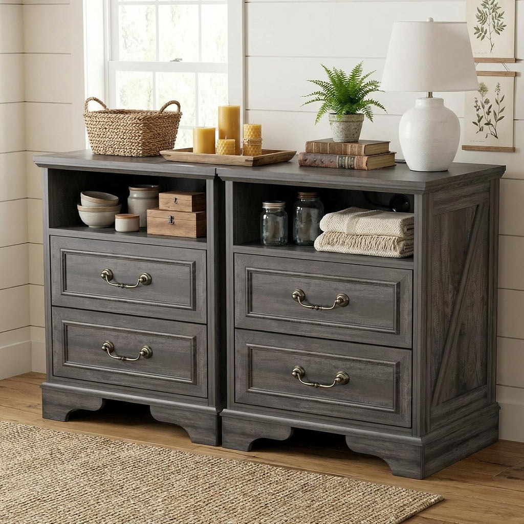 Farmhouse End Table Set of 2, Rustic Wood Nightstand with Charging Station, 2 Large Drawers & Open Storage, Bedside Table with USB-C Ports for Living Room Bedroom (Gray Oak)