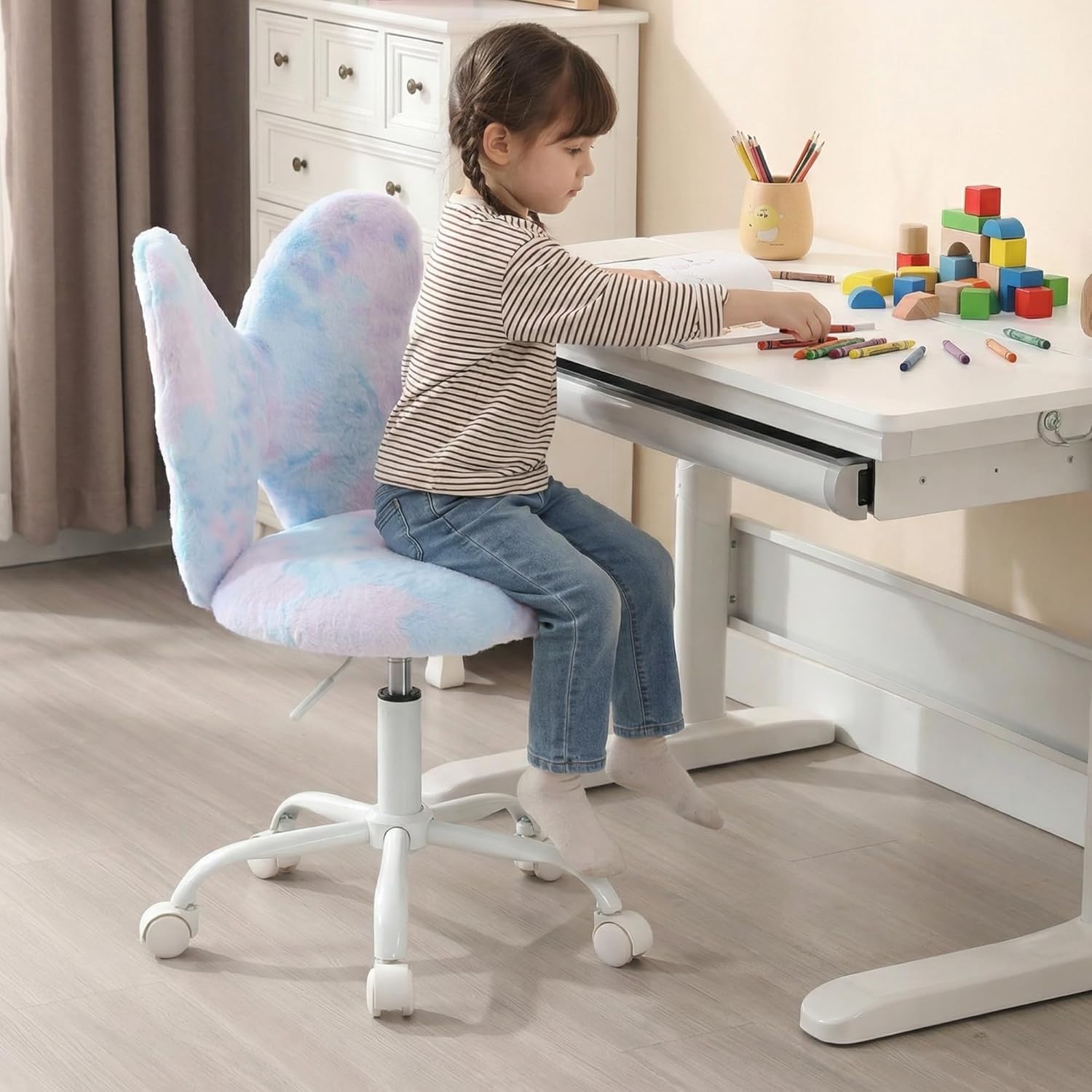 chairus Kids Desk Chair Butterfly Faux Fur Study Chair for Teenage Girls Adjustable Kids Vanity Chair for Bedroom Reading Living Room, Small Cute Student Task Chair with White Foot, Baby Blue