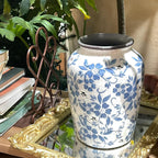 Goaste Vintage Blue and White Porcelain Vase, 7.7 Inch Chinoiserie Ceramic Flower Vase, Decorative Ice Crackle Pottery Vases, Handmade Oriental Floral Terracotta for Home Decor, Table Centerpiece