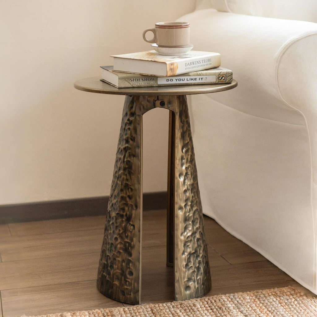 GDFStudio 19.5" Vintage End Table Metal Retro Side Table Small Sofa Coffee Hand-Hammered Texture Iron Rustic Lightweight Side Tables for Living Room Bedroom Home Office, Copper-Colored