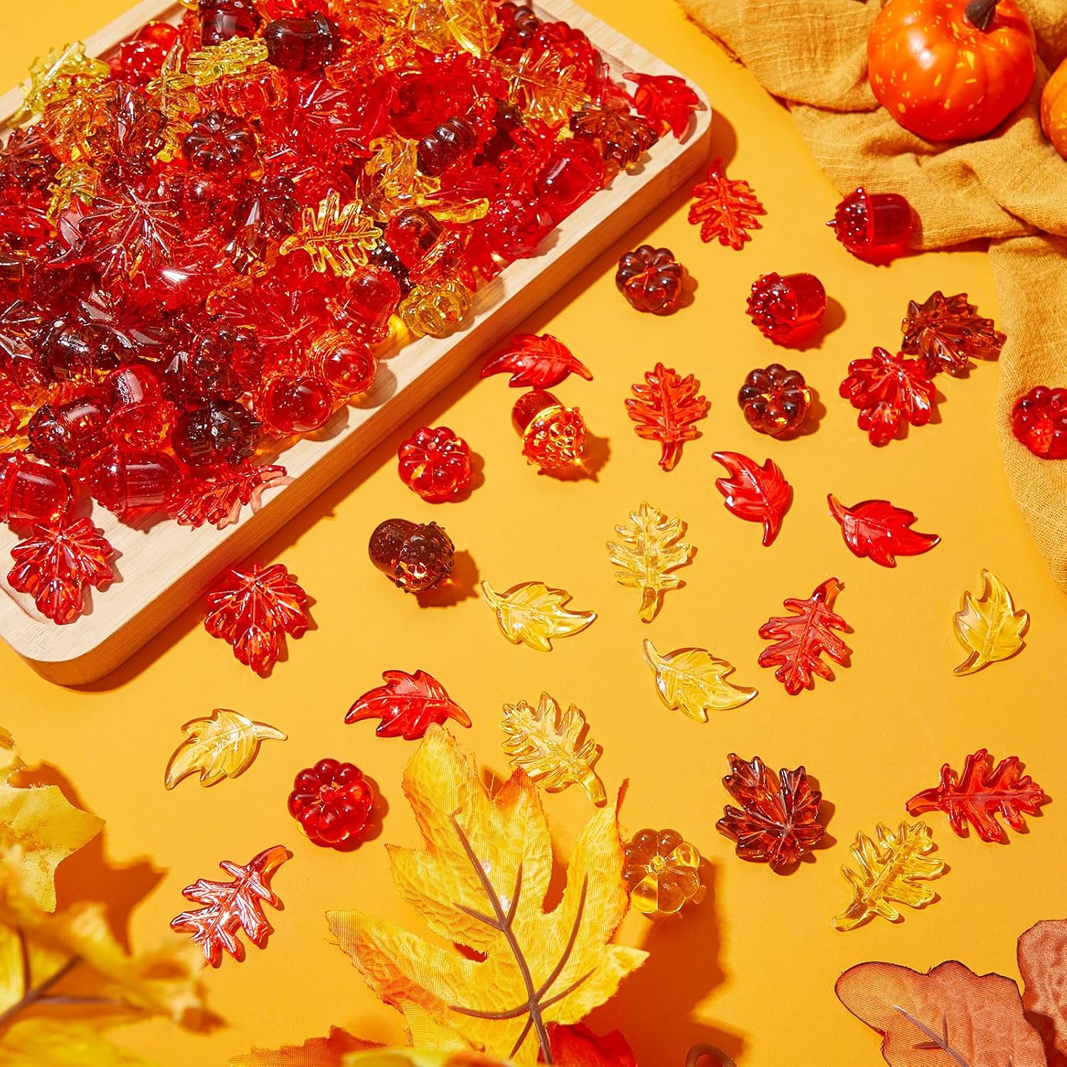 Deekin 240 Pcs Fall Vase Filler, Fall Leaves Pumpkin Marbles Gems Sensory Bin Table Scatter Vase Filler for Autumn DIY Crafts Thanksgiving Home Decorations