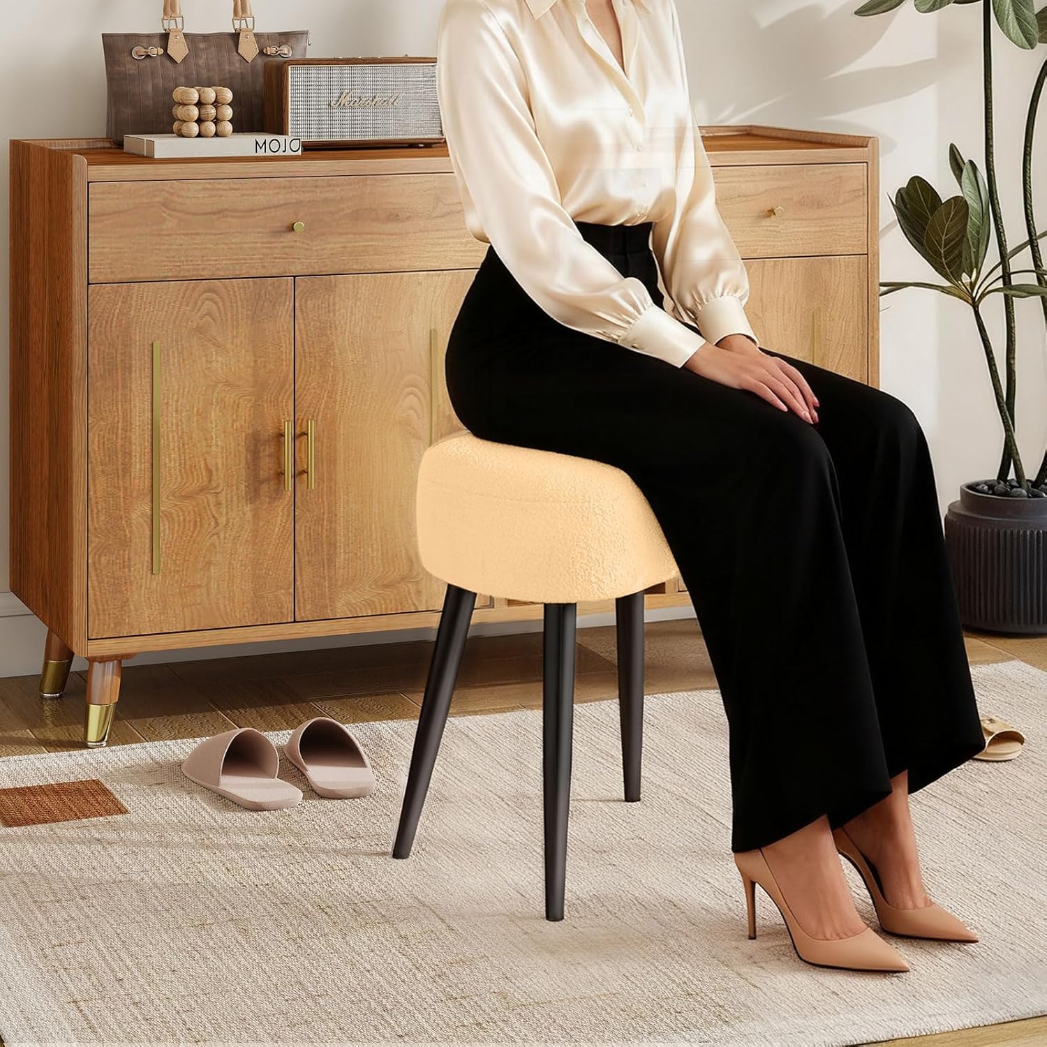 Teddy Velvet Vanity Stool, Upholstered Makeup Chair with Sturdy Metal Legs, Soft Padded Ottoman Footrest, Modern Accent Stool for Bedroom, Living Room, Entryway (Camel, 17.7in H)