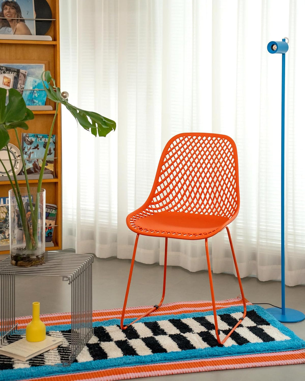 Modern Dining Chairs Set of 4, Stable Plastic Kitchen Chairs with Metal Sled Base for Dining Room (Blood Orange)