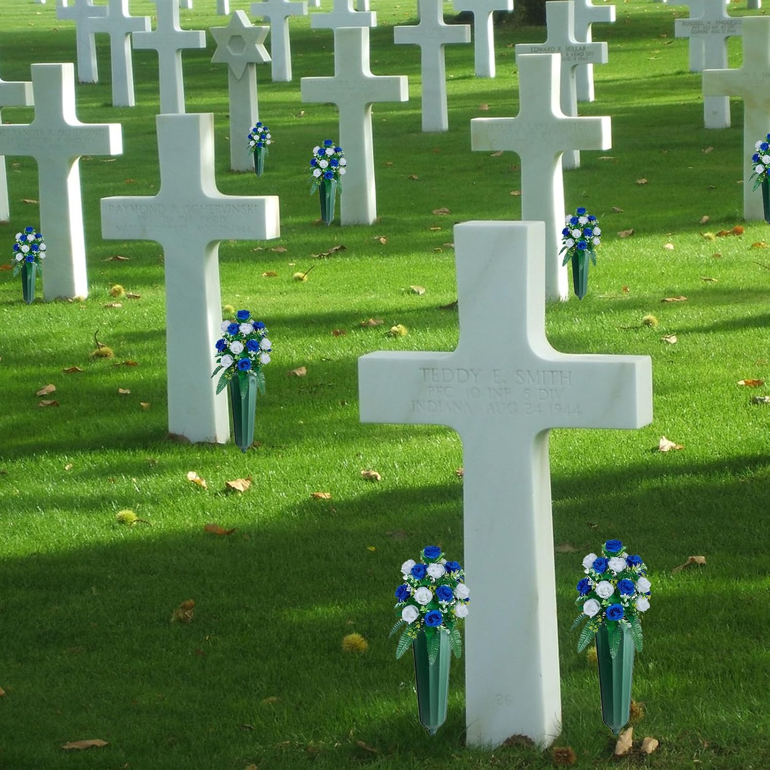12 Pack Memorial Flower Vase Plastic Cemetery Vases with Spikes Cemetery Decorations for Grave Decorations for Cemetery Vases for Flowers Plastic Flowers for Grave Vase