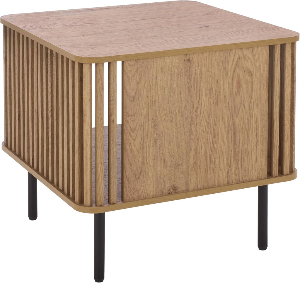 SAFAVIEH Home Collection – Kiyoshi Square Accent Table, Oak Finish & Black Metal Legs, Modern Accent Table for Living Room or Bedroom (ACC3600A)