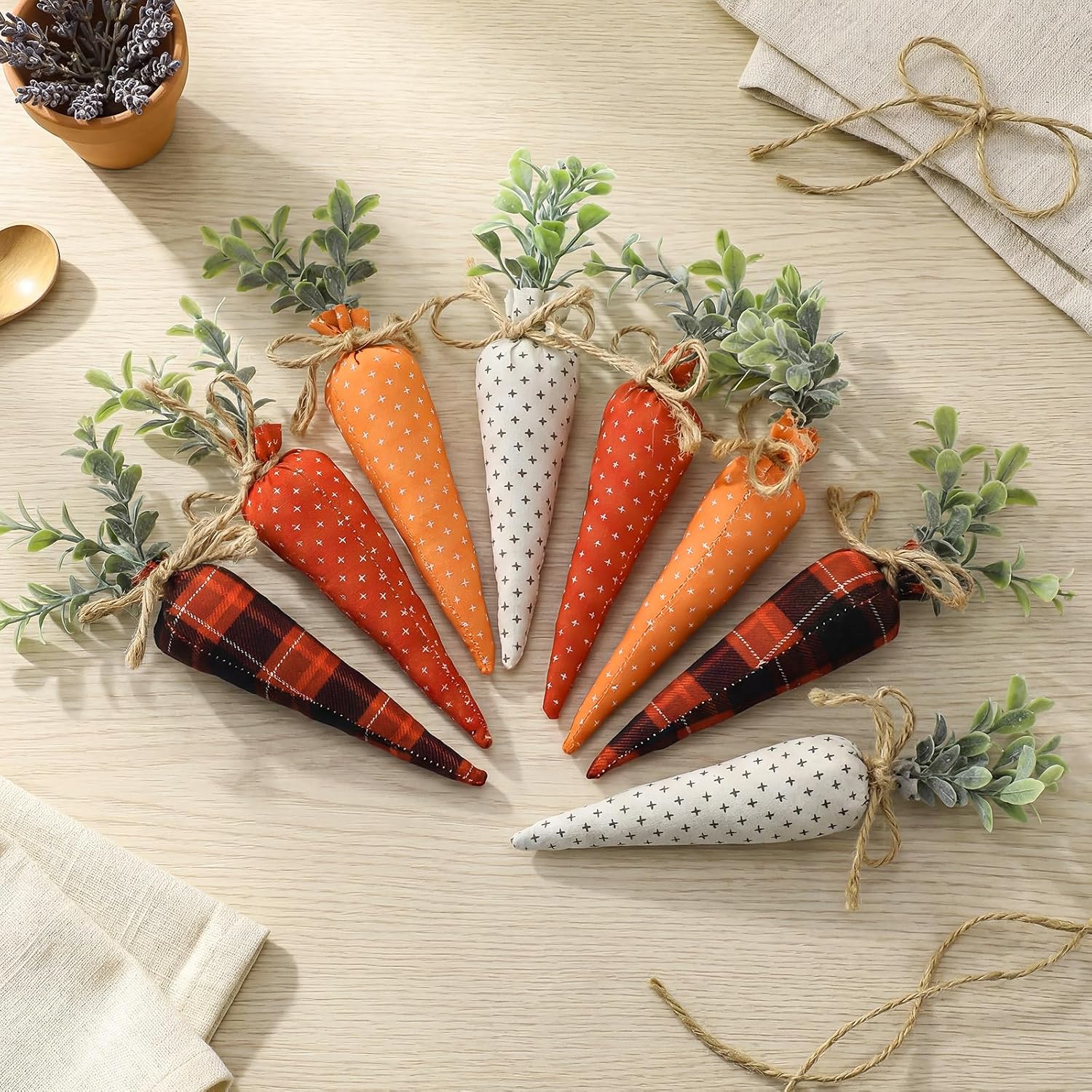 Skylety 8 Pcs Easter Carrot Fabric Artificial Carrot Rustic Nonwoven Stuffed for Farmhouse Spring Easter Baskets Decor Vase Filler Decor Tiered Tray Decoration (Vintage Color)