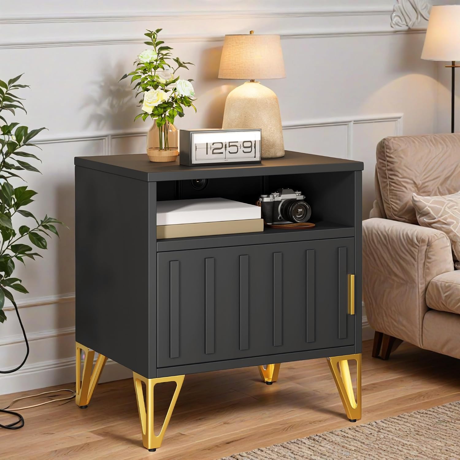 DWVO Nightstand with Charging Station, Metal Night Stand Set 2, Small Bedside End Tables, Modern Side Tables, Night Stand, Set of 2, Black