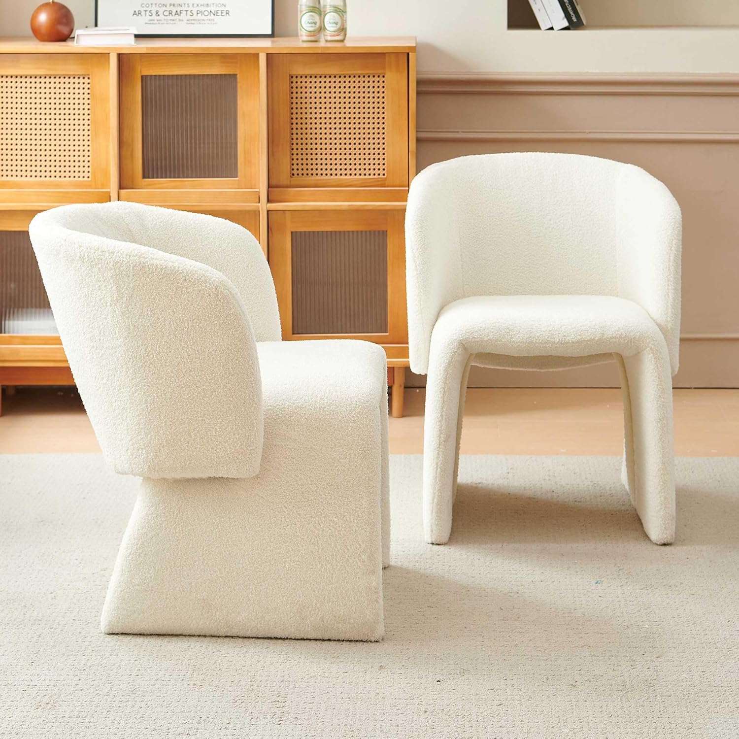 NORDICANA Barrel Dining Room Chairs with Arms, Faux Fur Accent Chairs Set of 2, for Kitchen, Living Room, Upholstered Armchairs, Off-White