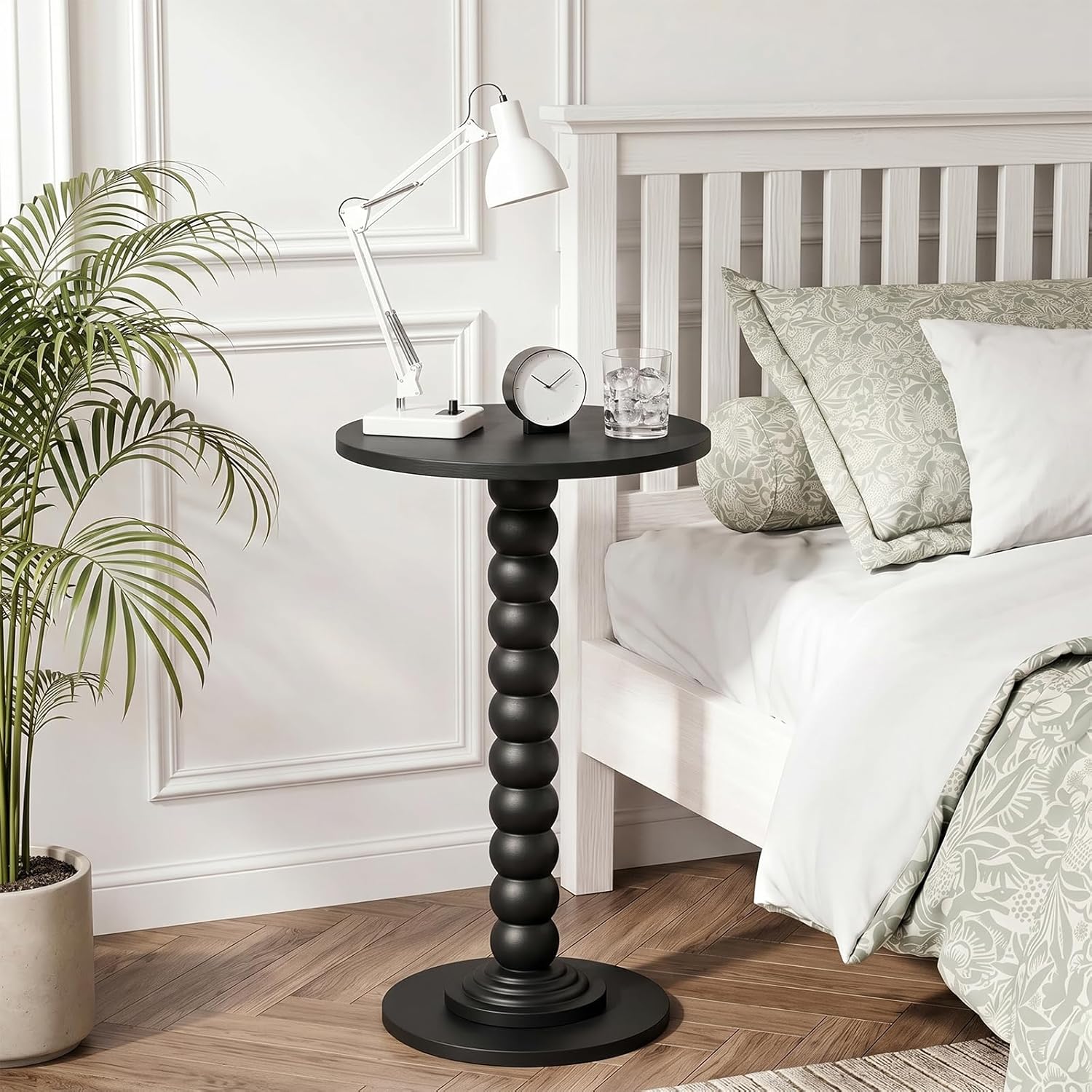 Round Side Table for Small Spaces, Modern Pedestal End Table with Solid Wood Spindle Leg, Small Drink Table Accent Nightstand for Living Room, Bedroom, Sofa Side, Apartment & Office, Black