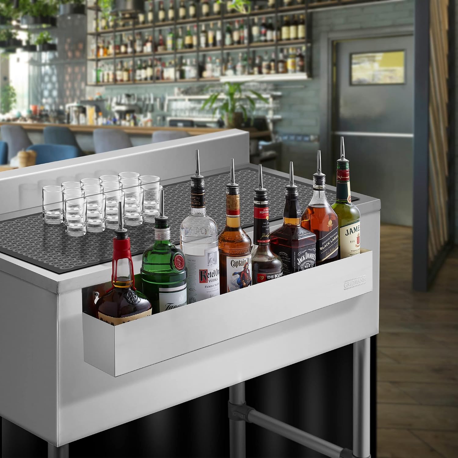 GRIDMANN 32-inch Single Speed Rail - Stainless Steel Liquor Bottle Holder Rack for Bars