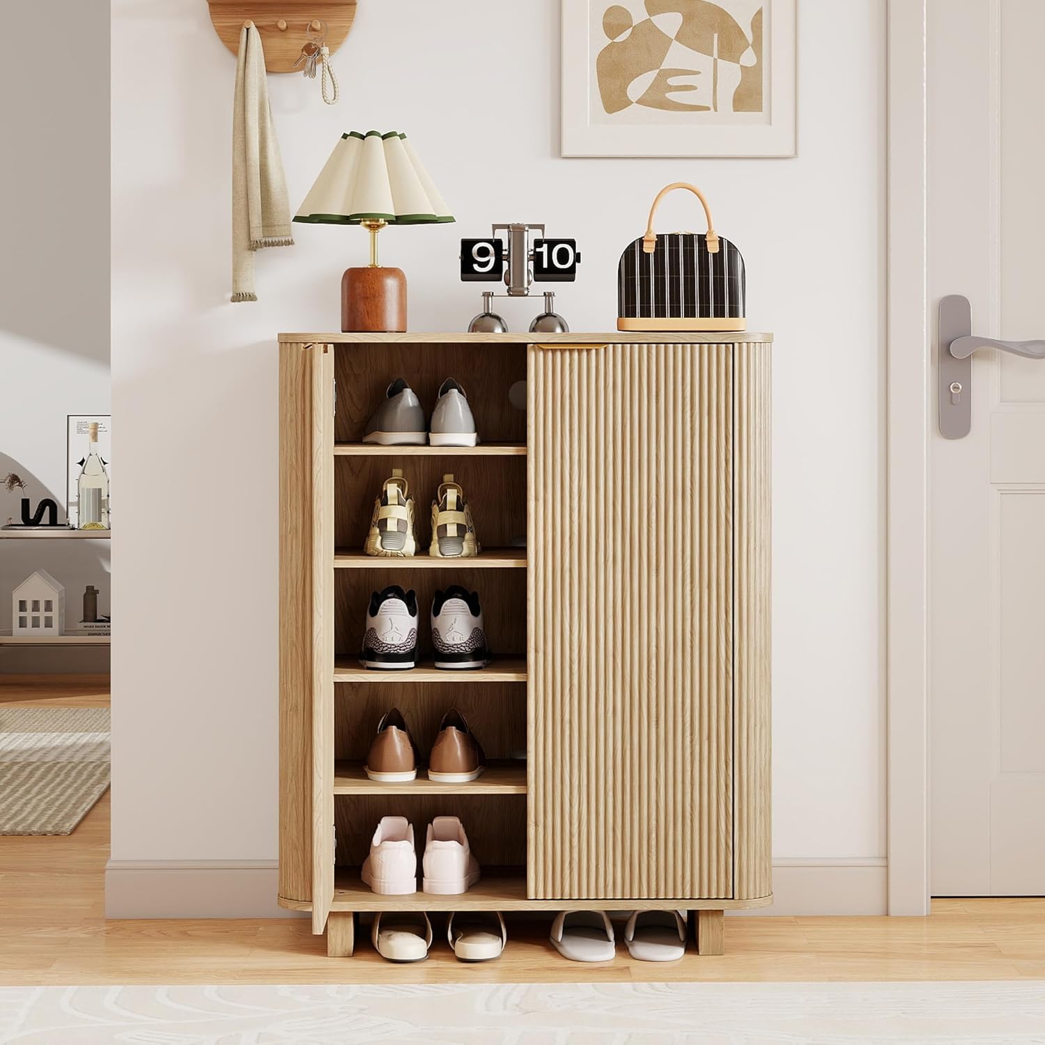 Fluted Entryway Shoe Storage Cabinet with Doors, 5 Tier 39'' Tall Freestanding Modern Shoe Rack Organizer Cabinet with 3 Adjustable Shelves for Hallway, Foyer, Entrance, MDF - Natural