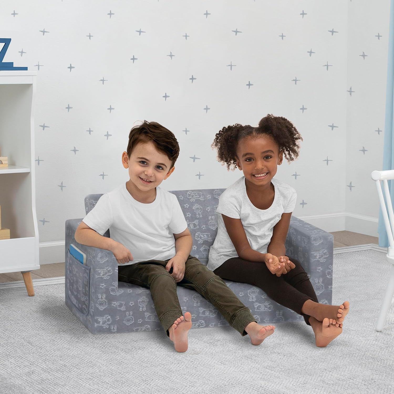 Delta Children - Serta Perfect Sleeper Kids 2-Seater Sofa, Convertible 2-in-1 Flip Open Toddler Couch Sleeper, Foam Chair for Playroom & Bedroom, Bed Lounger, Comfy Play Sleeping Lounge Chair, Grey