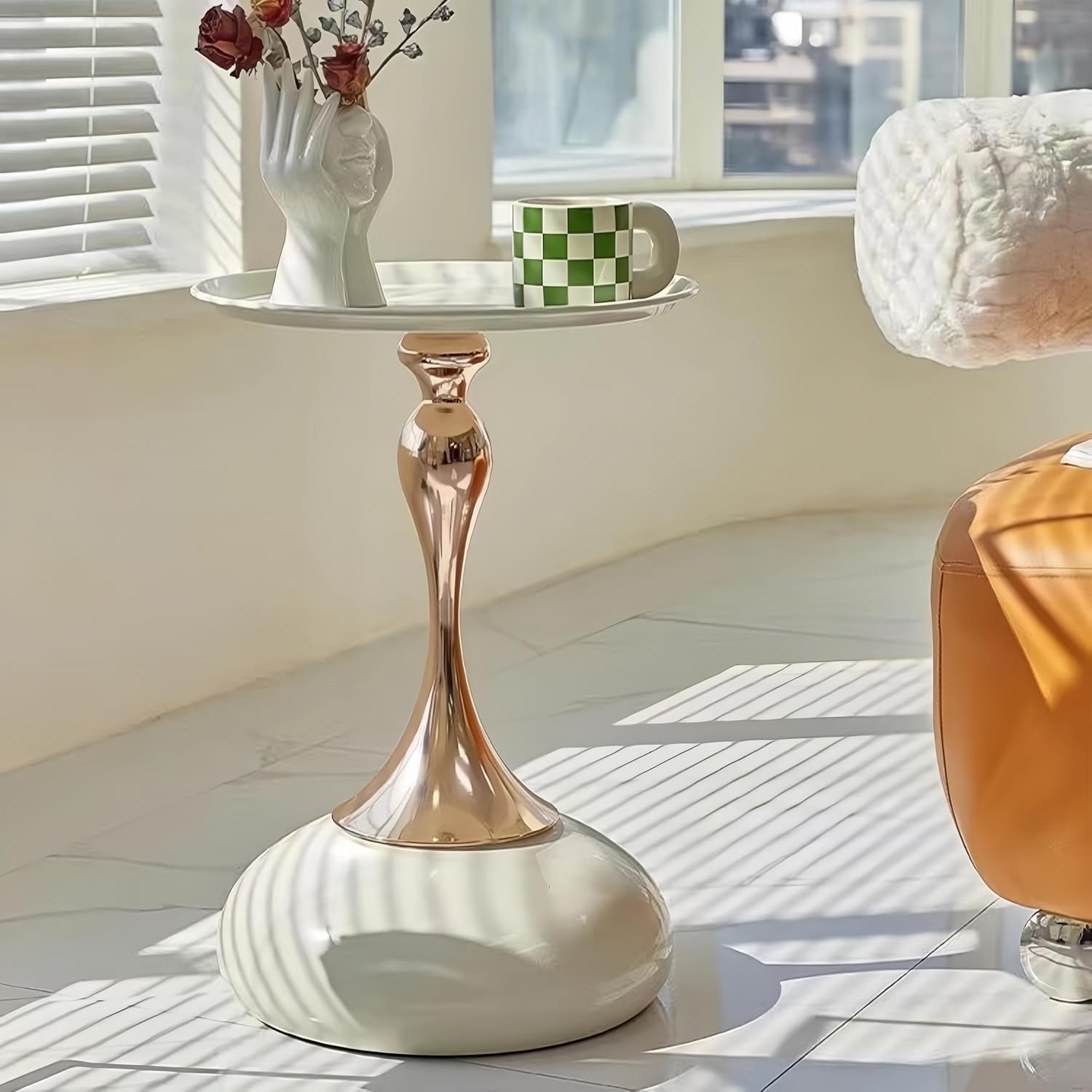 Light Luxury Coffee Table Living Room Metal Moving knickknacks Bedroom nightstand Creative Sofa Side Several Balconies Round Table Italian-Style Telephone Table (White)