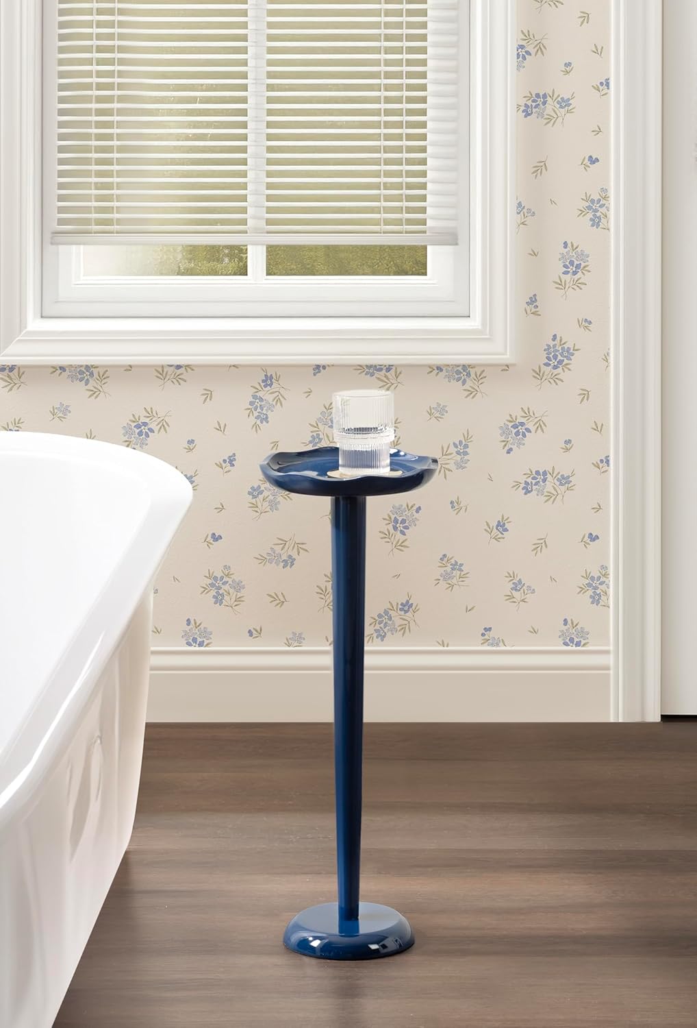 Kate and Laurel Alessia Modern Decorative Round Drink Table, 8 x 8 x 22, Navy Blue, Transitional Glossy Pedestal Plant Stand with Smooth Curvature and Wavy Scalloped Tabletop