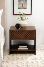 Kate and Laurel Mezzeta Modern Slatted Wood Side Table with Storage, 22 x 14 x 22, Natural Wood, Transitional Chevron Mango Wood End Table with Bonus Shelf Below for Bedroom Nightstand
