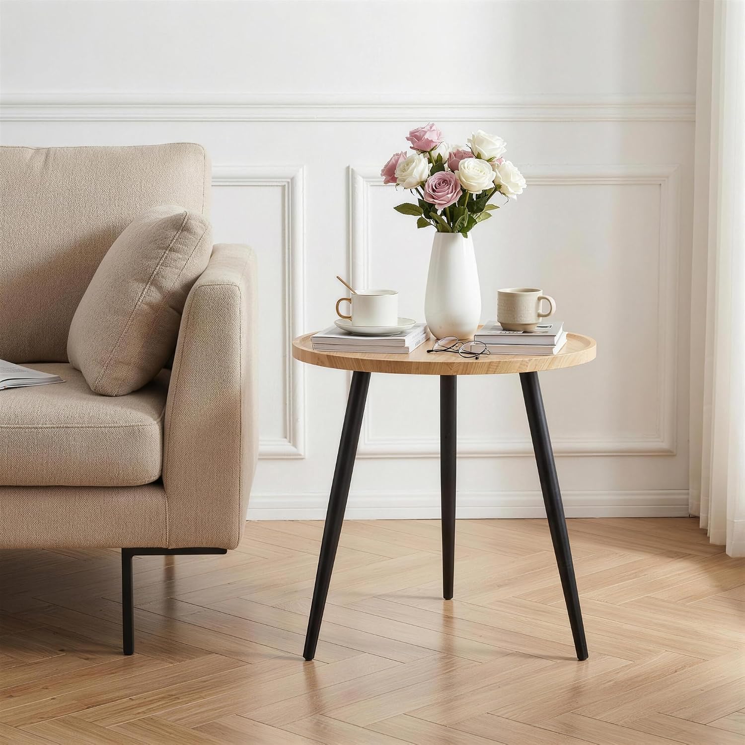 VECELO Modern Side Table, Round Small End Table, Exclusively Designed Hand-Crafted Small Nightstand, Solid Wood,Natural top with Black Metal Legsfor Bedrooms, Living Rooms and Home Office