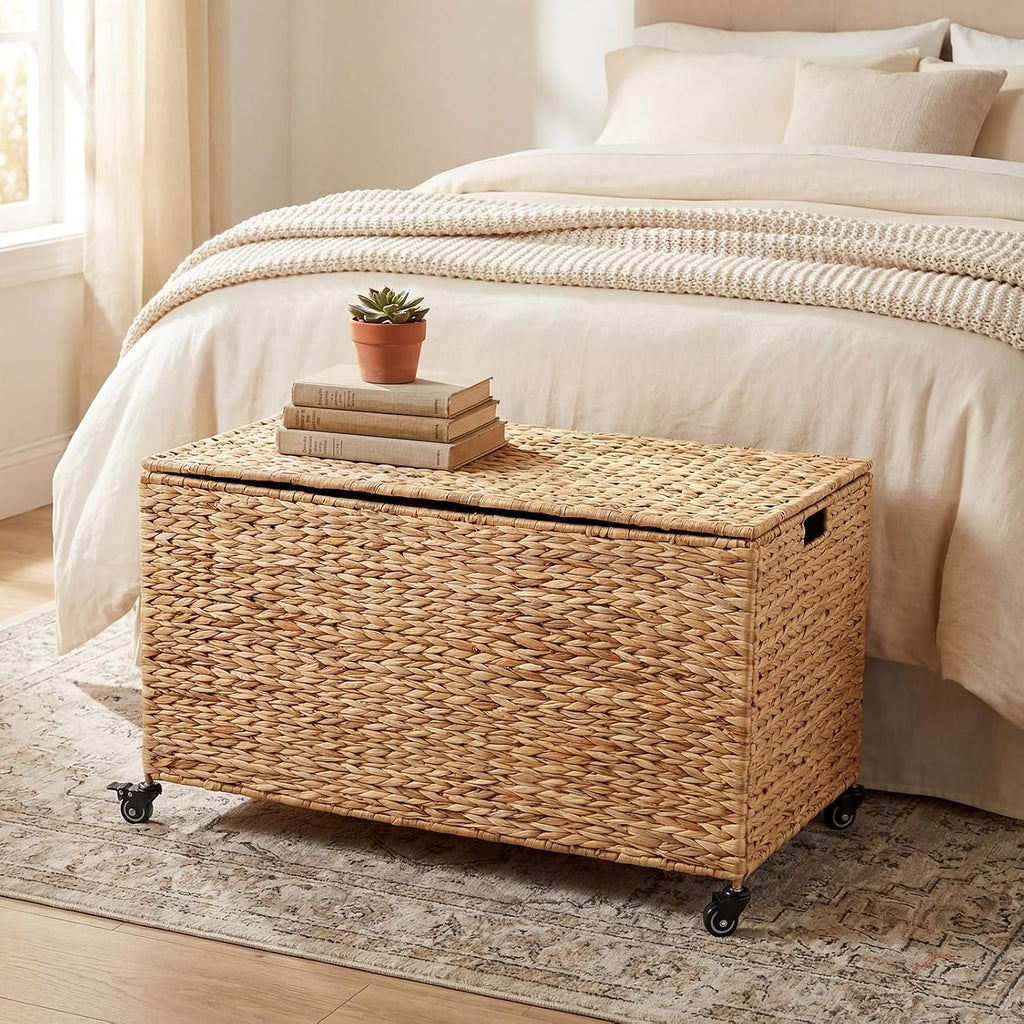 Wonderjune 36 x 20 x 18.5 Inch Rolling Wicker Storage Basket with Lid and Locking Wheels, Water Hyacinth Storage Trunk, Heavy Duty Metal Frame Woven Blanket for Seasonal Clothes Laundry Room, Bedroom