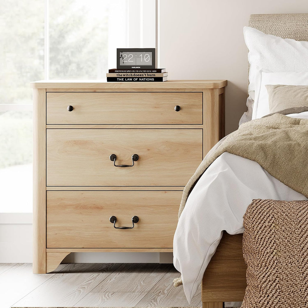 WAMPAT Farmhouse Nightstand with 3 Drawers, 31.5 Inch Wood Bedside Table Nightstand with Vintage Handles, Wide Sofa Side End Table Chest of Dresser for Living Room, Bedroom, Oak