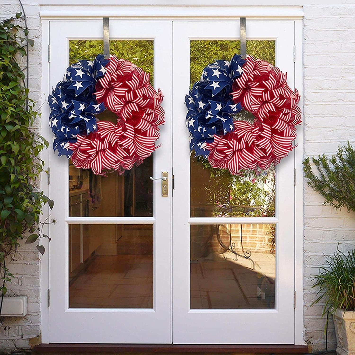 Patriotic Wreaths for Front Door, New 250th Anniversary Decorations, 4th of July Decorations Outdoor, Handcrafted Memorial Day Wreaths, Festival Celebration USA Flag Printed Wreath (D)
