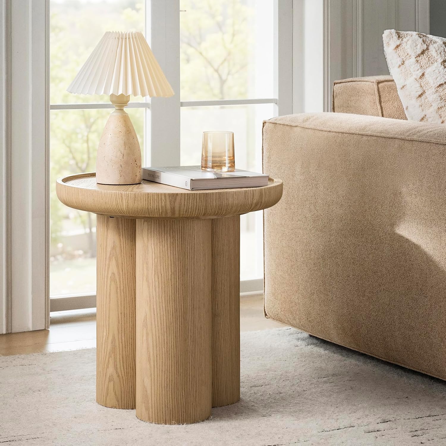 HULALA HOME Modern Round Side Table, 19.75" Oak Wood Veneer End Table with Sculptural 3-Post Base, Fully Assembled Contemporary Accent Table for Living Room, Bedroom, Small Spaces, Oak