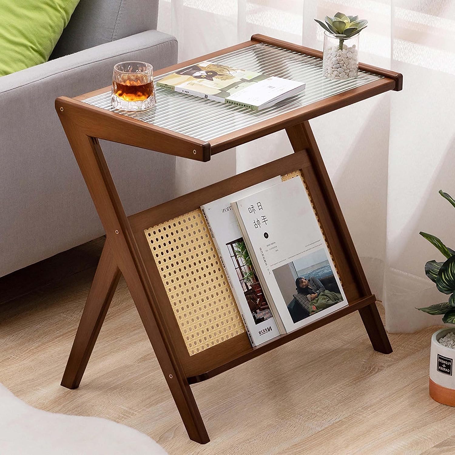 Majnesvon Rattan Side Table, Bamboo Night Stand, Z-Shaped Bamboo End Table, Tempered Glass Top, Boho End Tables for Living Room Bedroom Apartment with Magazine Rack