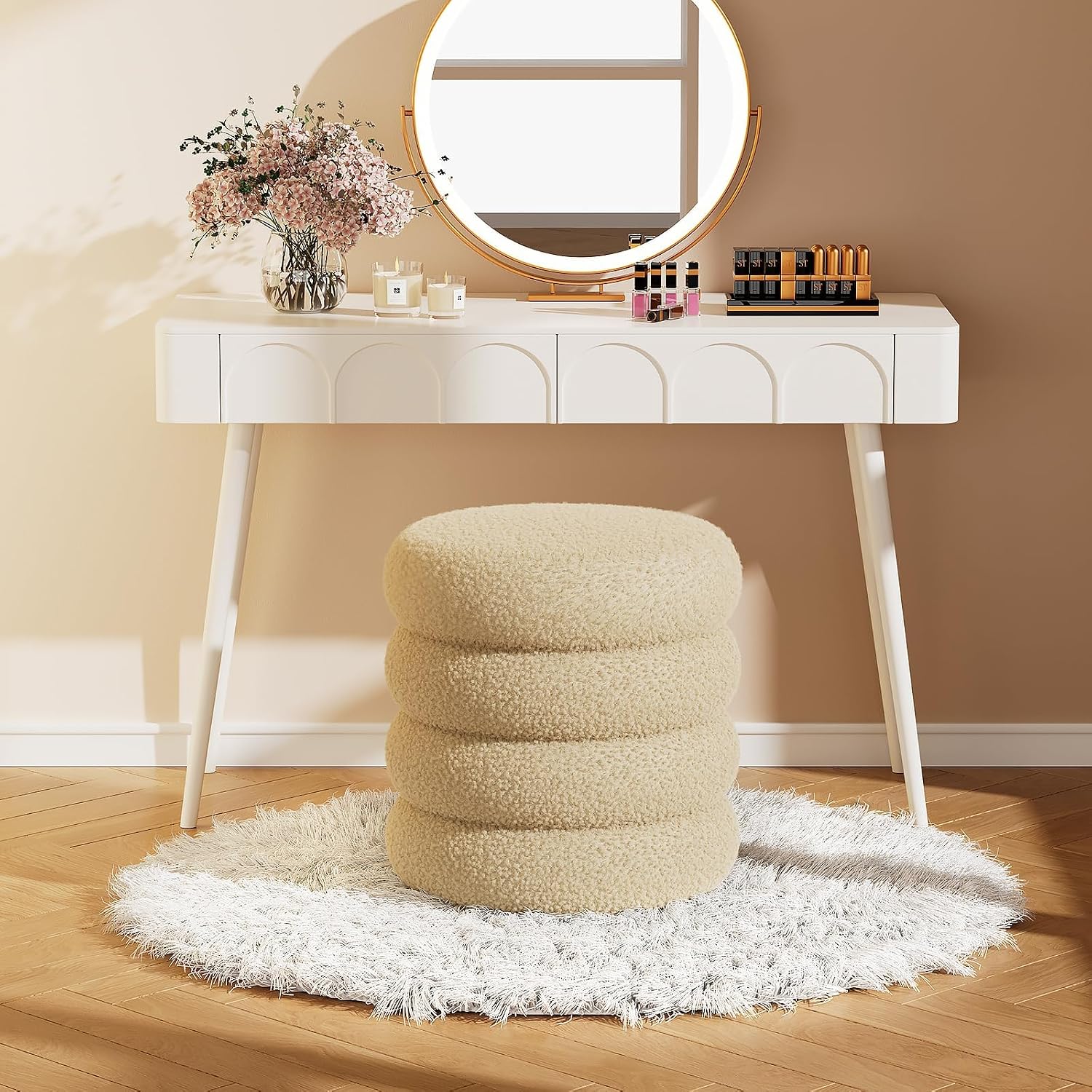 Soft Teddy Round Ottoman with Tray, 17.5 Inches Ottoman Coffee Table with Storage for Living Room, Vanity Stool with Storage Bedroom, Load up to 300 lb, No Assembly Required (Beige)