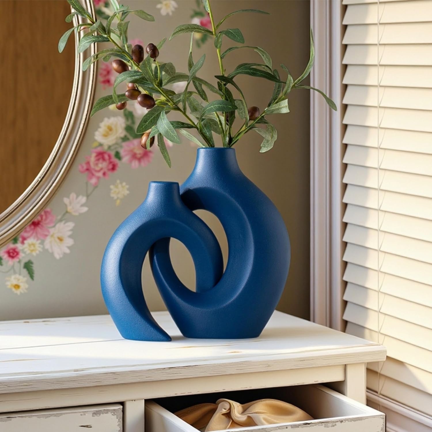 Liotww Snuggle Hollow Ceramic Vase Set of 2, 8.4 Inch Hug Donut Modern Nordic Boho Style Vases for Home Decor Anthropologie Aesthetic Living Room Shelf Coffee Table Decorative (Navy Blue)