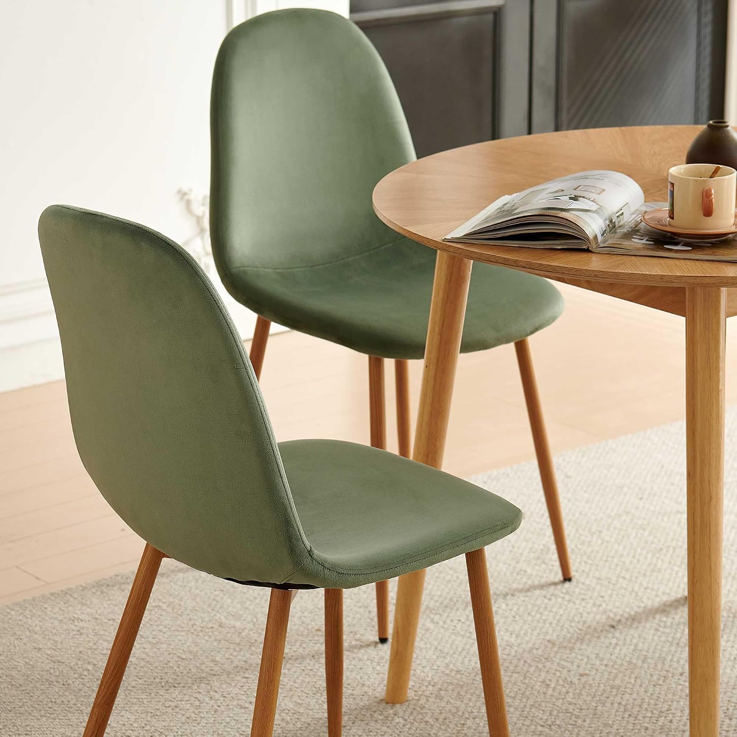 Small Oak Round Dining Table Set for 4, Modern 35'' Kitchen Coffee Table with 4 Green Velvet Dining Chairs for Dining Room Apartment