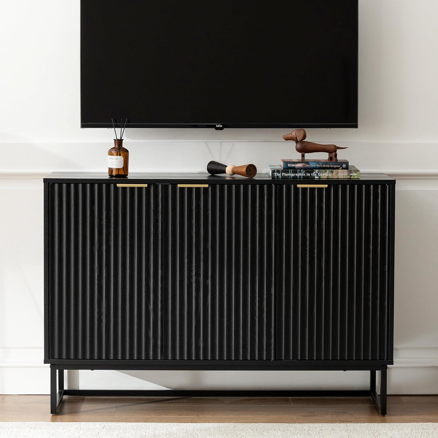 Fluted Storage Cabinet with 3 Doors, Sideboard Buffet Cabinets with Adjustable Shelves, Multifunctional Console Table with Storage Credenza for Living Room, Hallway, Black