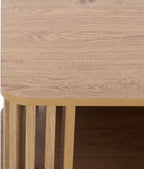 SAFAVIEH Home Collection – Kiyoshi Square Accent Table, Oak Finish & Black Metal Legs, Modern Accent Table for Living Room or Bedroom (ACC3600A)