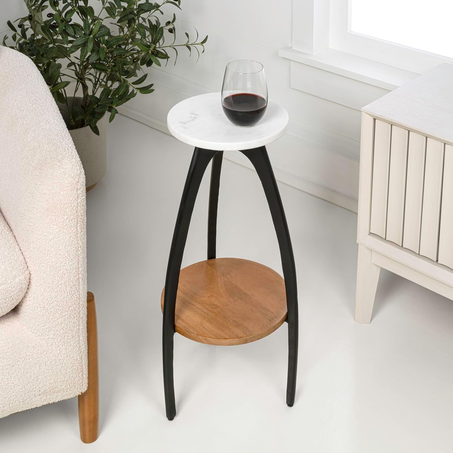 JONATHAN Y Ollie 24.5" Modern 2-Tier Round Drink Table, White Faux Marble Top and Black Metal Arch Legs, Small Pedestal Side Table with Wood Shelf for Living Room, Martini Cocktail Accent END3001A