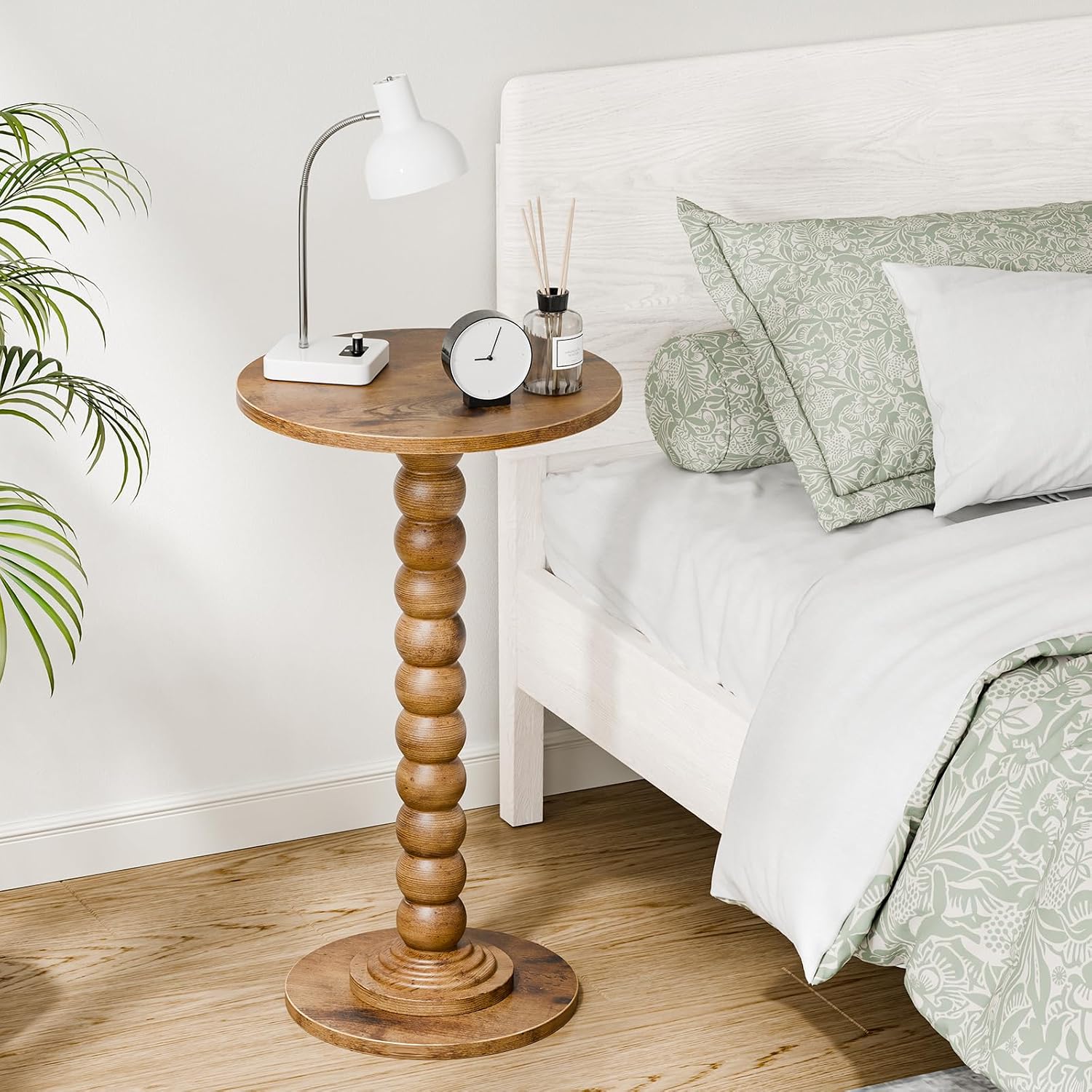 DUMOS Round Side Table for Small Spaces, Brown Modern Accent End Table with Solid Wood Leg, Versatile Drink Nightstand for Living Room, Bedroom, Corners and Office