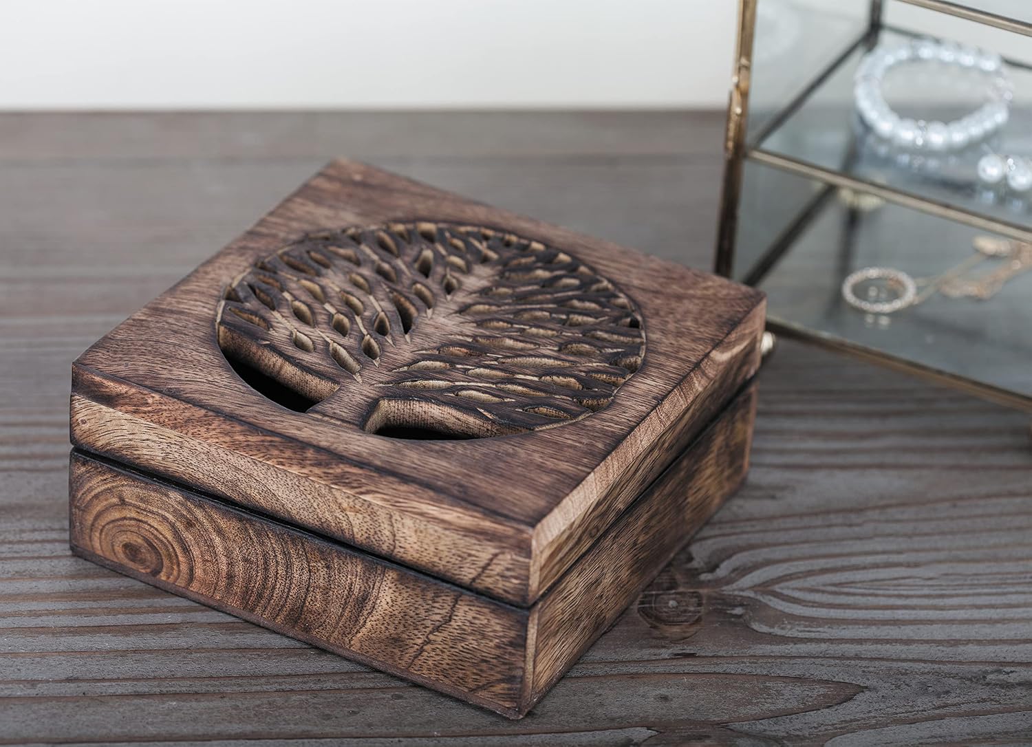 Deco 79 Wood Tree Handmade Decorative Box Decorative Keepsake Boxes with Hinged Lid, Set of 3 Storage Boxes, Brown