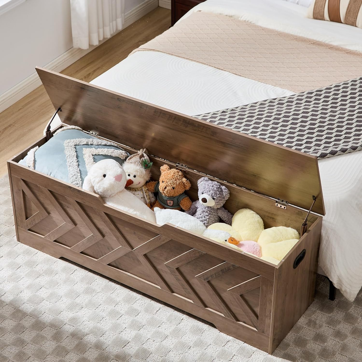 55.1” Storage Bench, Extra Large Entryway Bench with Storage,Storage Chest with 2 Safety Hinges,Blanket Storage,Shoe Storage Chest for Bedroom,Living Room,Easy Assembly. (Greige)