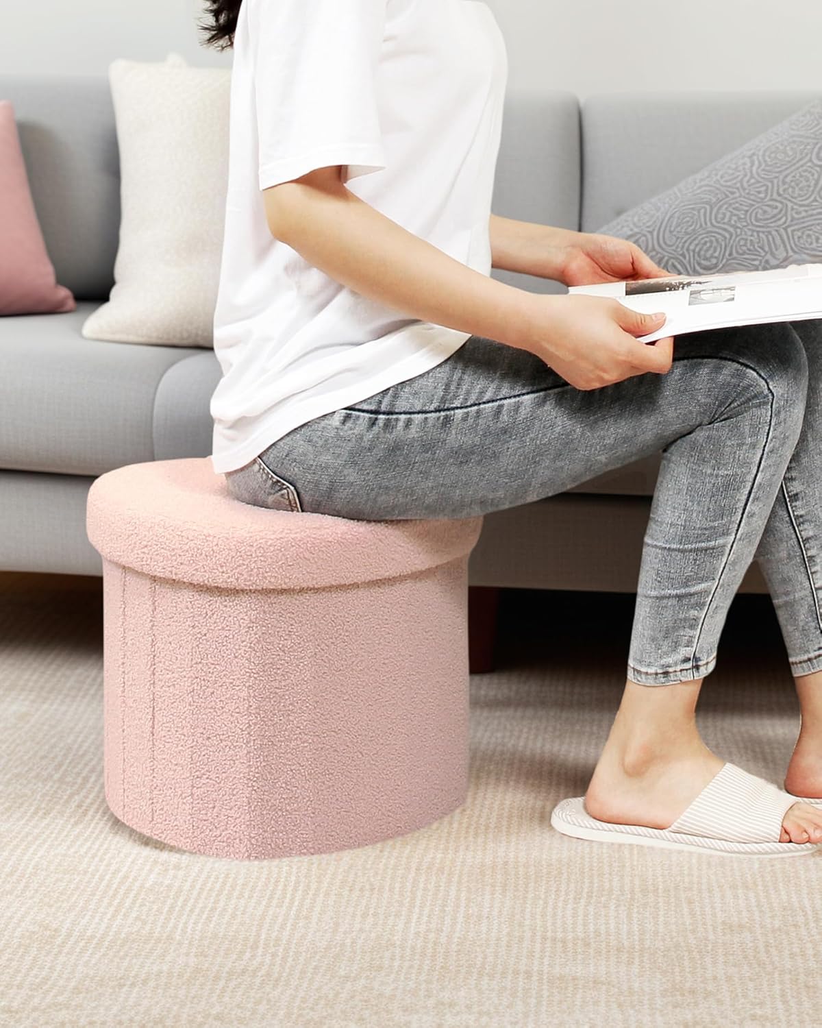 Heart Shaped Ottoman with Storage, Cute Pink Boucle Footstool with Storage, Small Sherpa Footrest Ottoman for Bedroom, Living Room,15"x15"x12.6"