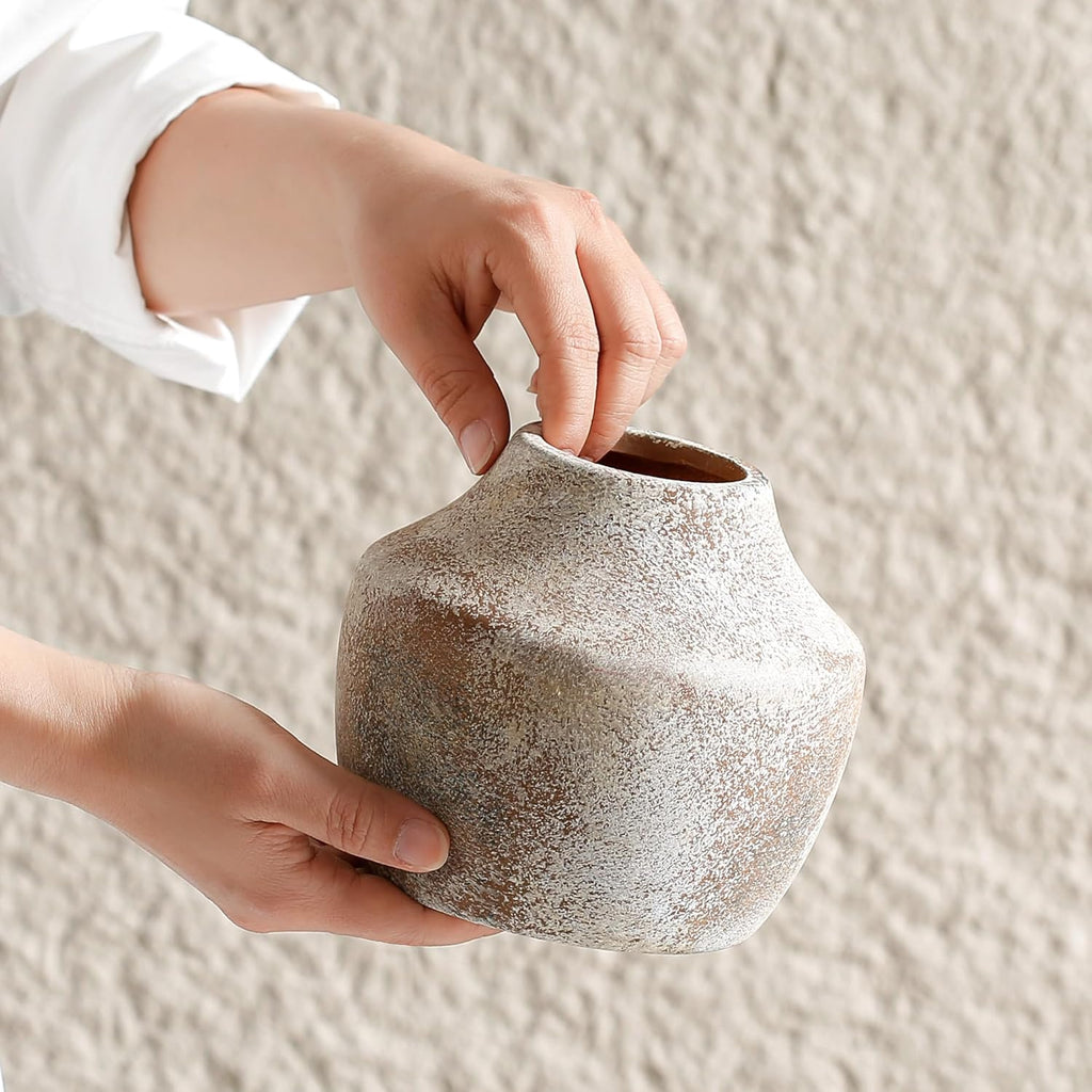 Ceramic Rustic Flower Vase, 5.12 Inch Pottery Modern Vase for Shelf, Tabletop, Vintage Farmhouse Home Decor for Coffee Table, Living Room, Mantle, Fireplace, Entryway