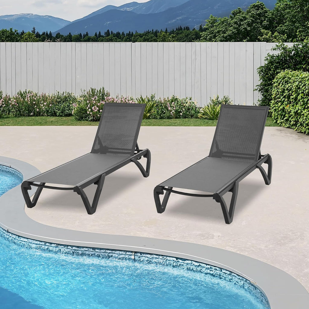 Outdoor Lounge Chairs Set of 2, Aluminum Pool Lounge Chairs with 5 Adjustable Backrest and Side Table, Full Flat Patio Lounge Chair for Sunbathing & Tanning, Poolside, Patio, Beach -Dark Grey