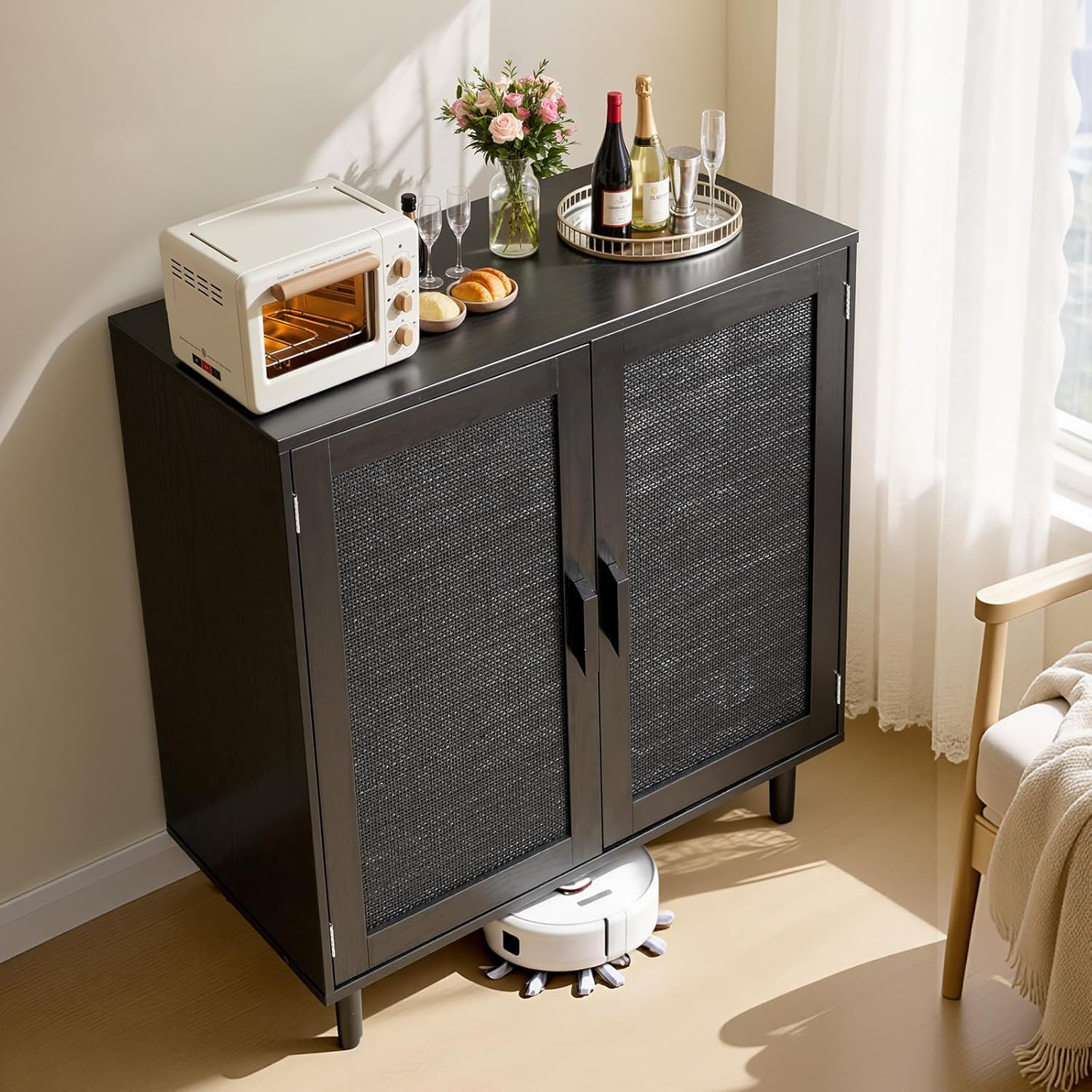 VEVOR Buffet Cabinet, Rattan Sideboard Cabinet with 2 Magnetic Doors and Adjustable Shelves, Accent Sideboard Buffet with Wooden Legs & Power Cord Hole for Hallway, Entryway, Kitchen, Black
