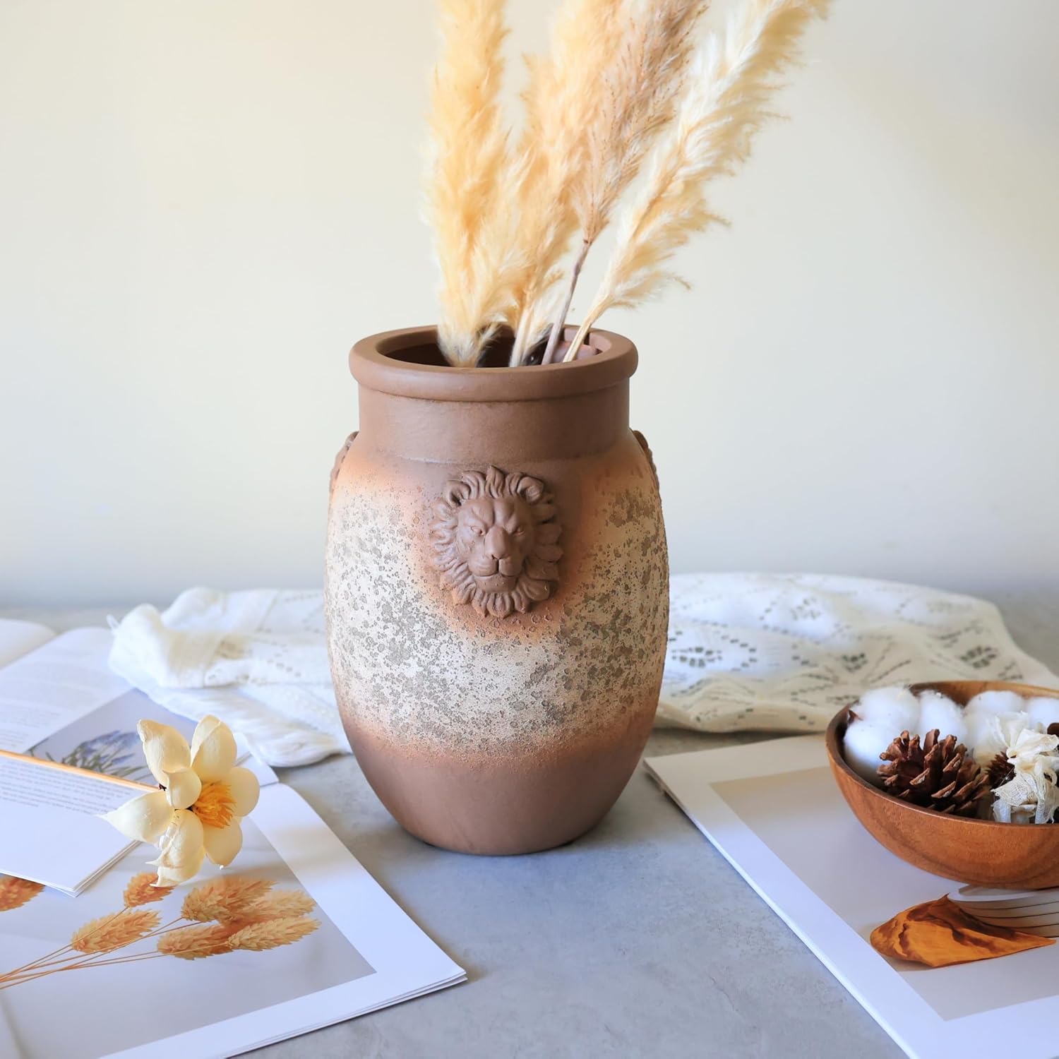 Rustic Farmhouse Vase, Lion Head Pattern Design for All Home Decor Styles, Ceramic Flower Vase, Ideal for Living Room,Dining Room, Mantel, Bedroom,Office, Bookshelf Decoration
