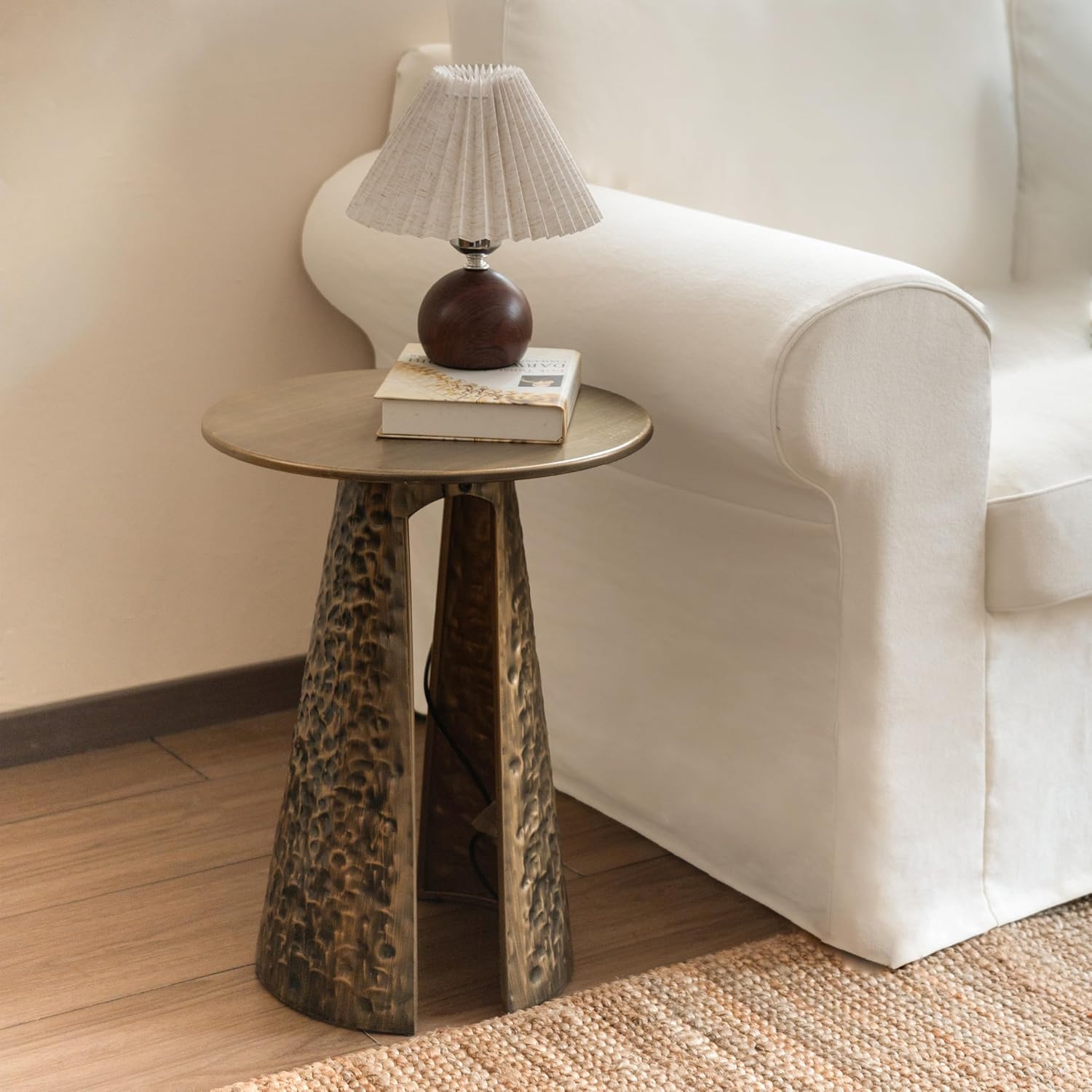 GDFStudio 19.5" Vintage End Table Metal Retro Side Table Small Sofa Coffee Hand-Hammered Texture Iron Rustic Lightweight Side Tables for Living Room Bedroom Home Office, Copper-Colored