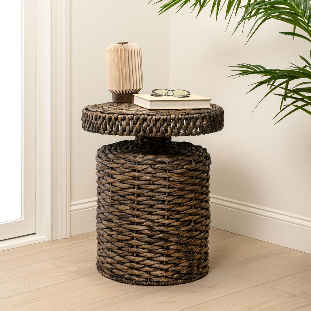 JONATHAN Y Marisol Round Brown Woven Water Hyacinth Side Table with Iron Frame, 24" Pedestal End Table for Living Room, Coastal Bohemian Accent Nightstand TBL2504B