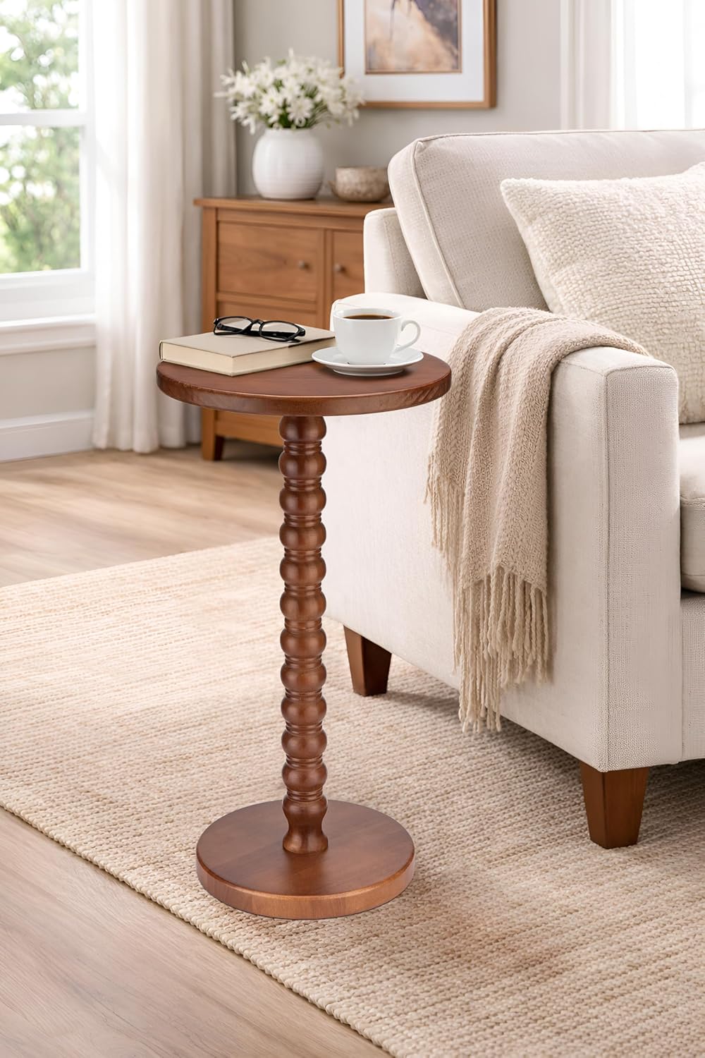 Solid Wood Round Side Table, Rustic Pedestal Drink Table for Small Spaces, Accent Nightstand Table for Living Room, Bedroom, Corners, and Office, Brown