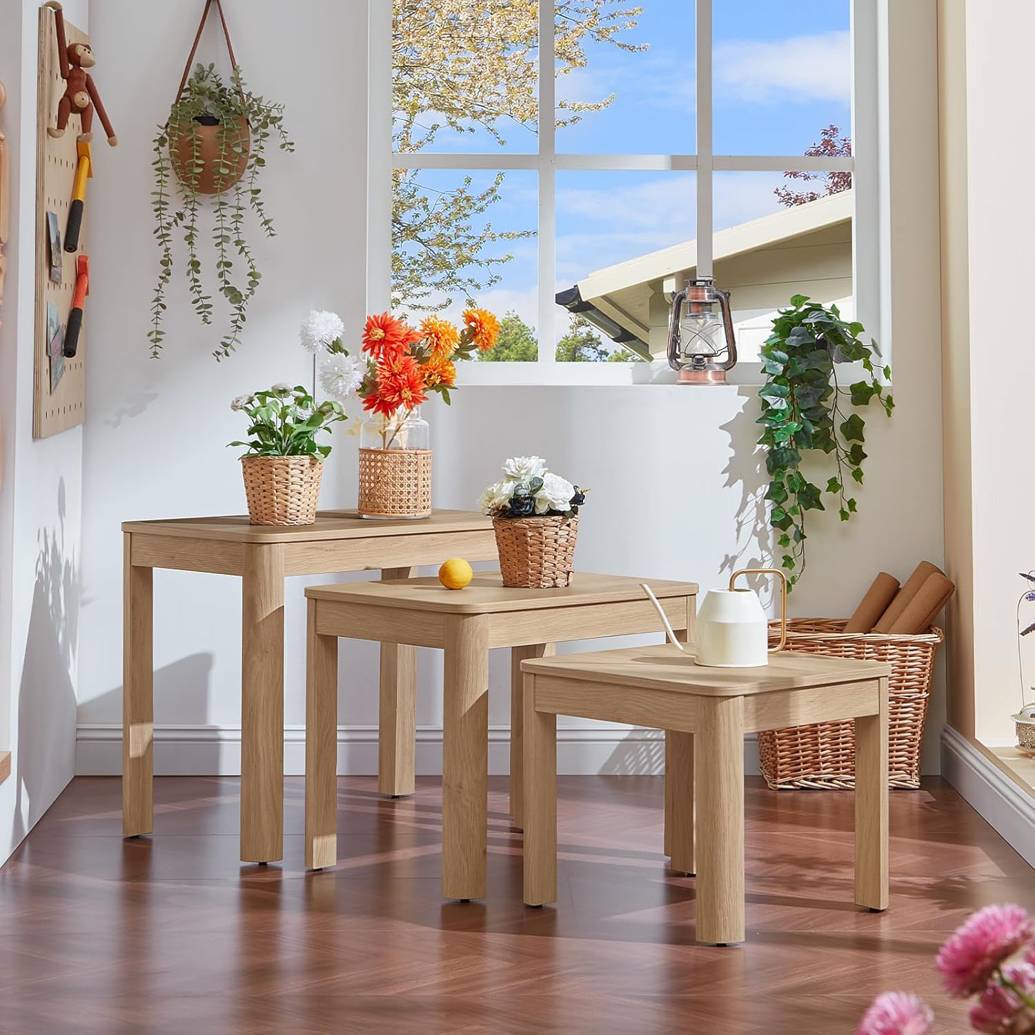 Joaxswe Farmhouse Nesting Tables Set of 3, Nesting Side Tables with Rounded Corners & 4 Thickened Table Legs, Natural Wood
